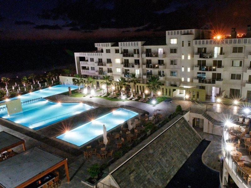Capital Coast Resort And Spa Pafos Zewnętrze zdjęcie