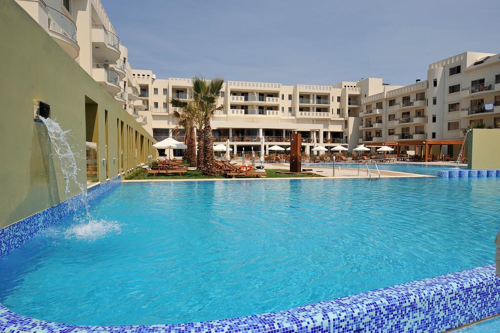 Capital Coast Resort And Spa Pafos Zewnętrze zdjęcie
